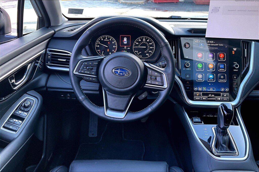Used 2025 Subaru Legacy Limited AWD/4WD image 7