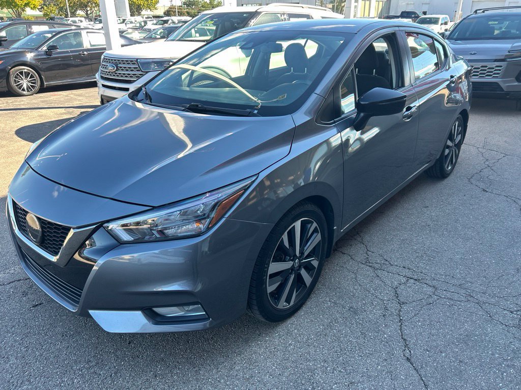 Used 2021 Nissan Versa SR w/ Convenience Package FWD image 3