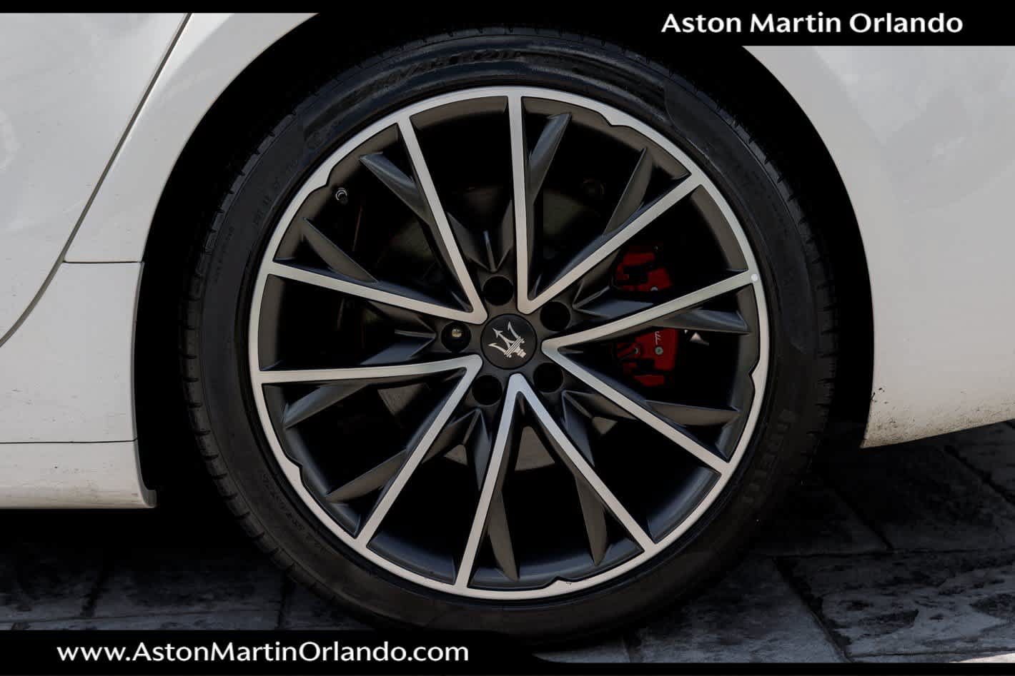 Used 2020 Maserati Ghibli GranLusso RWD image 40