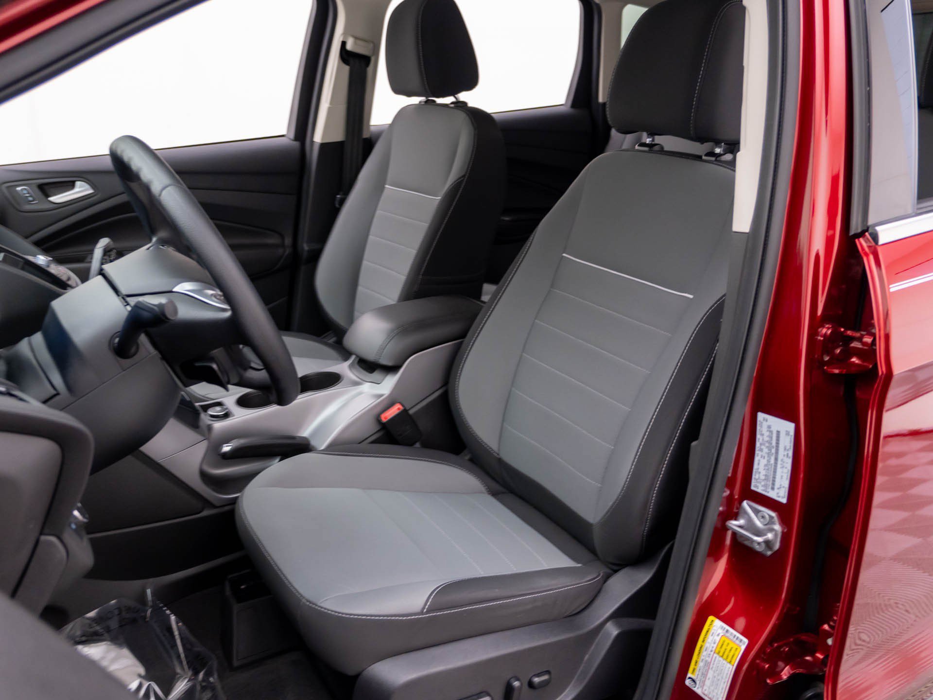 Used 2014 Ford Escape SE w/ Equipment Group 201A AWD/4WD image 15
