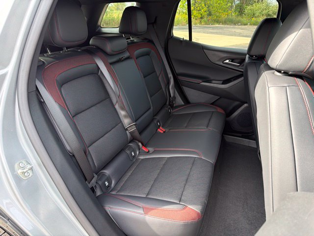 New 2027 Chevrolet Equinox RS w/ Convenience Package III AWD/4WD image 27