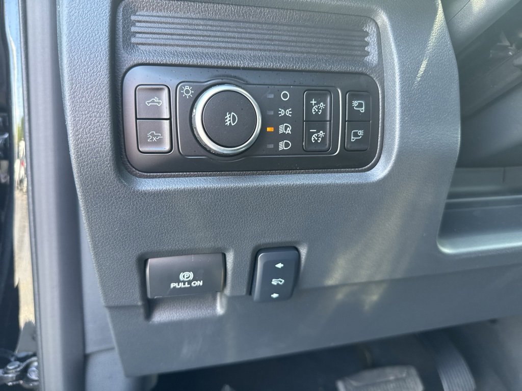 New 2025 Ford F350 Lariat w/ Lariat Ultimate Package image 19