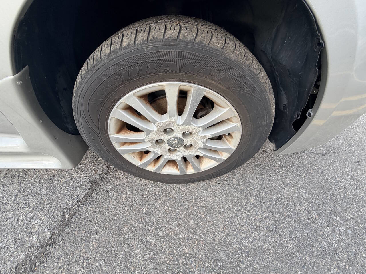 Used 2010 Toyota Sienna XLE Limited image 35