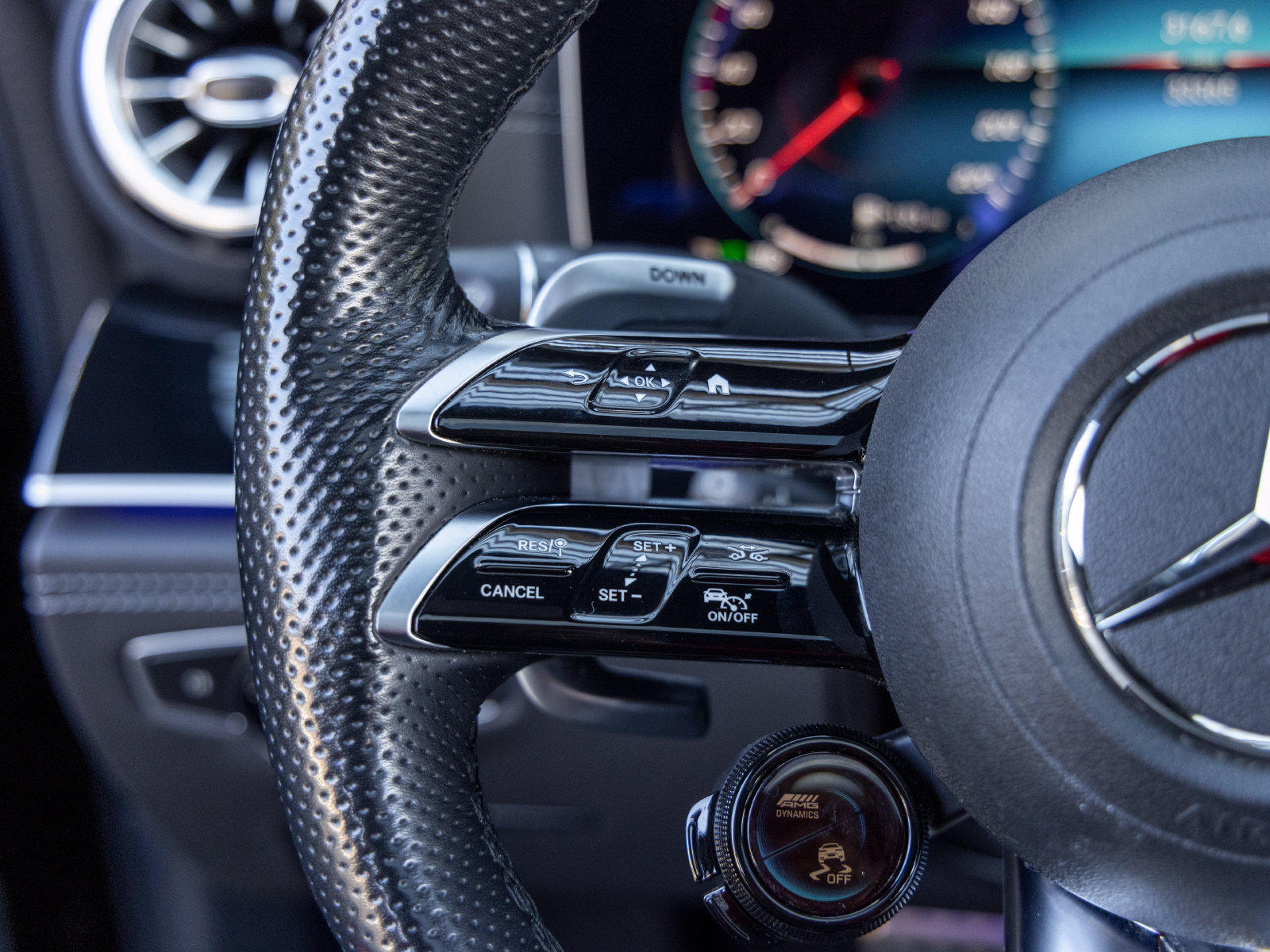 Used 2023 Mercedes-Benz AMG GT 63 w/ Driver Assistance Package image 38