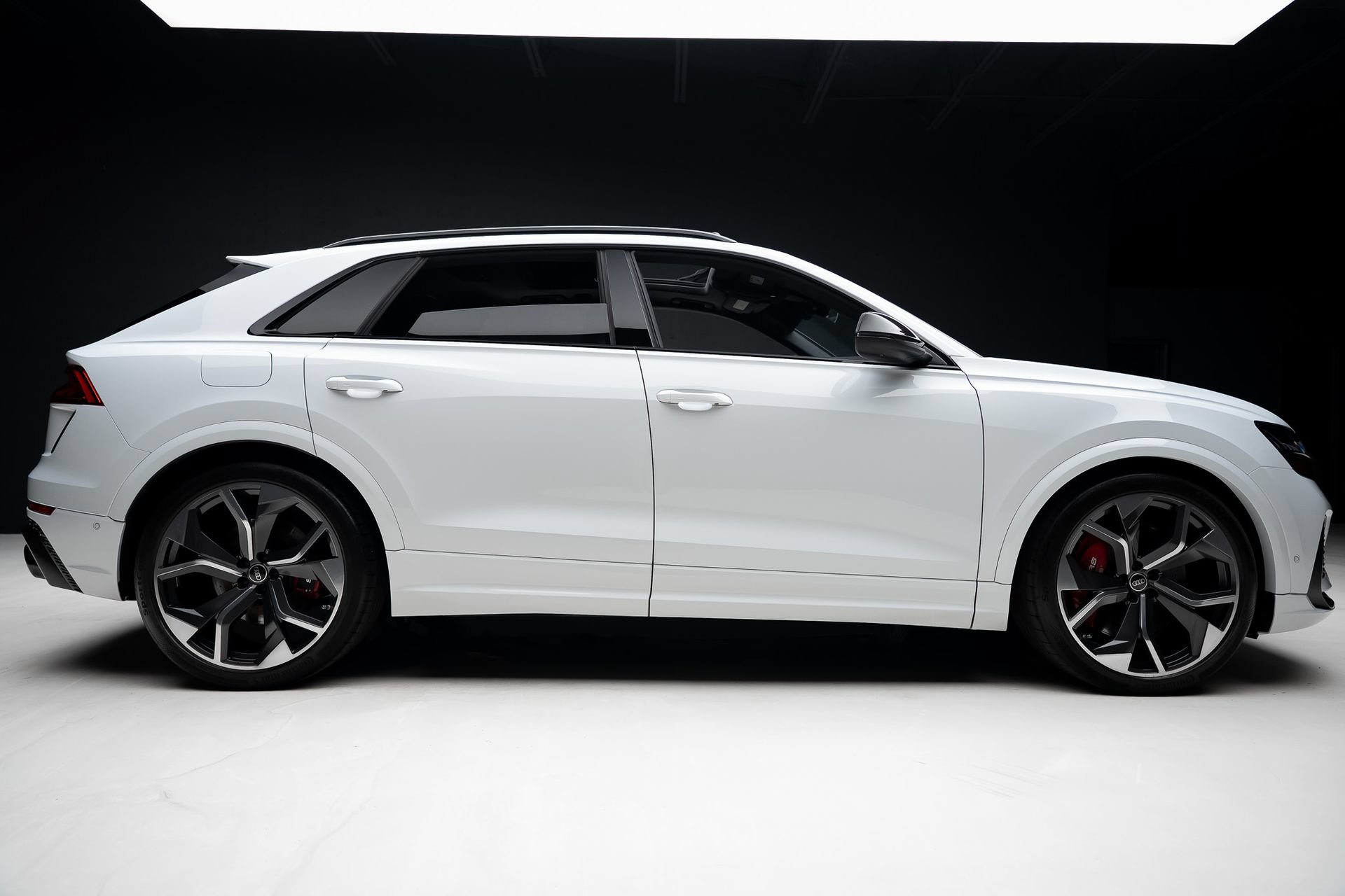 Used 2023 Audi RS Q8 AWD/4WD image 37