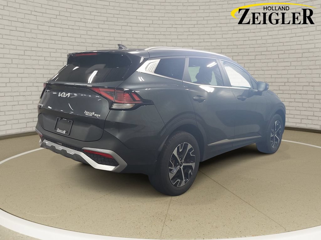 Used 2023 Kia Sportage EX AWD/4WD image 5