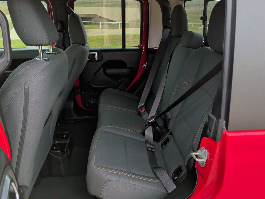 Used 2024 Jeep Gladiator Sport image 42