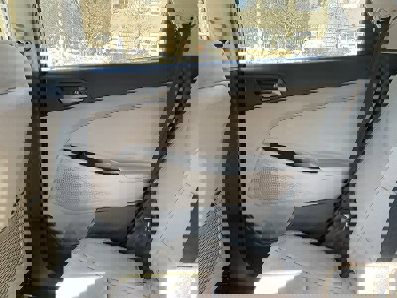 Used 2018 Hyundai Tucson SE image 14