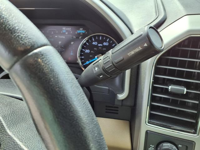 Used 2019 Ford F250 Lariat w/ Lariat Value Package AWD/4WD image 14