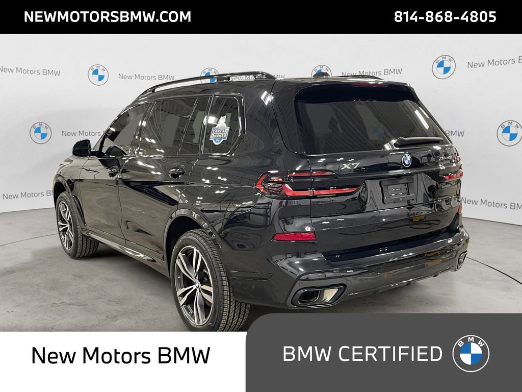 Used 2024 BMW X7 xDrive40i w/ M Sport Package image 3