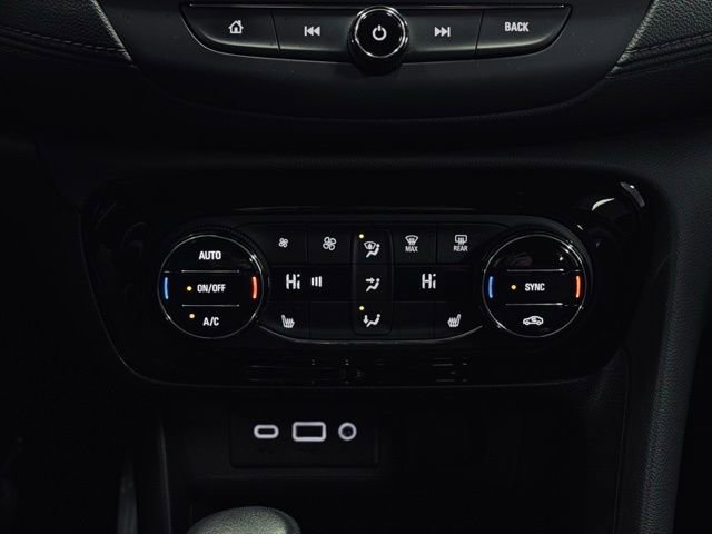 Used 2023 Buick Encore GX Essence w/ Experience Buick Package image 32