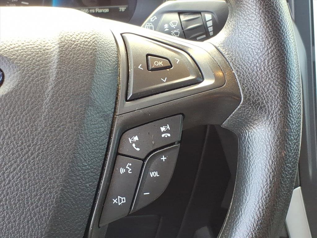 Used 2022 Ford Edge SE image 19