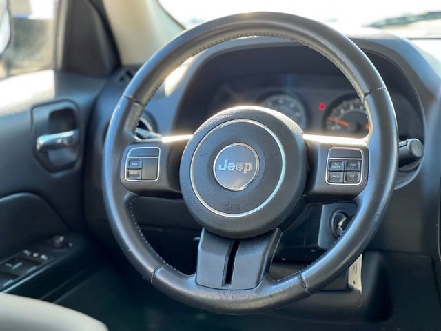 Used 2015 Jeep Patriot Latitude image 29