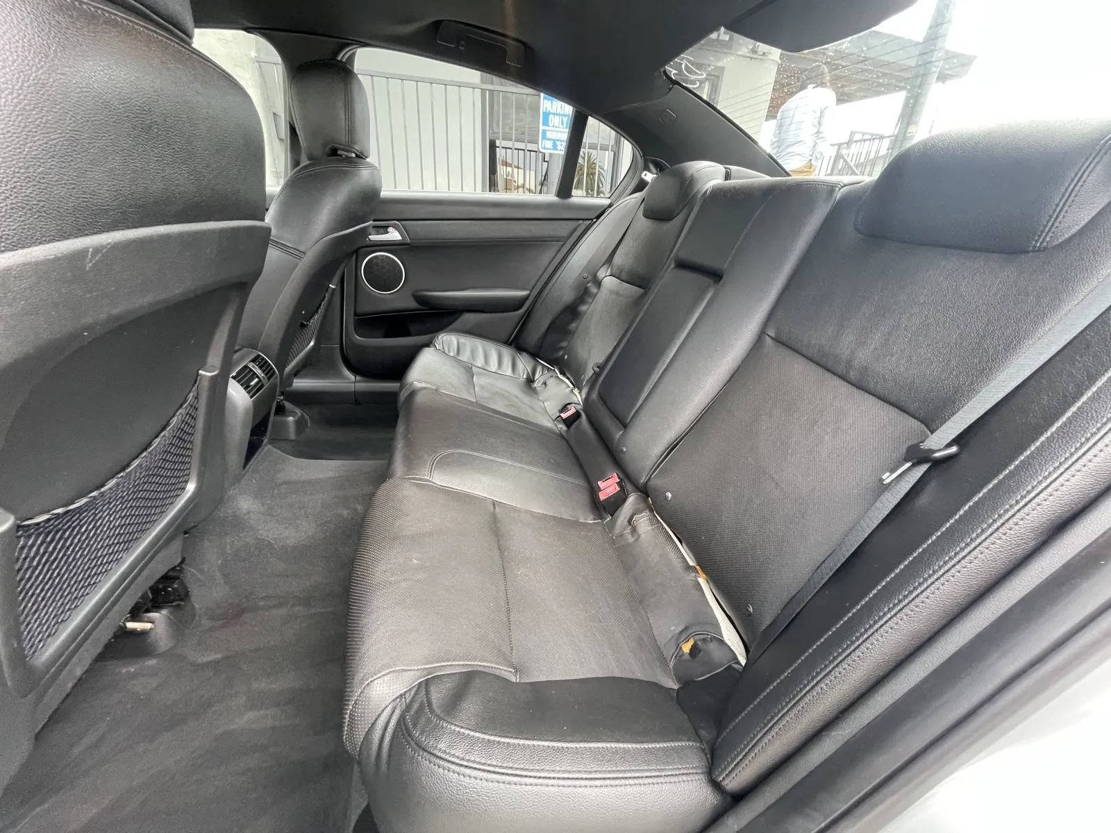 Used 2009 Pontiac G8 GT w/ Premium Package RWD image 15