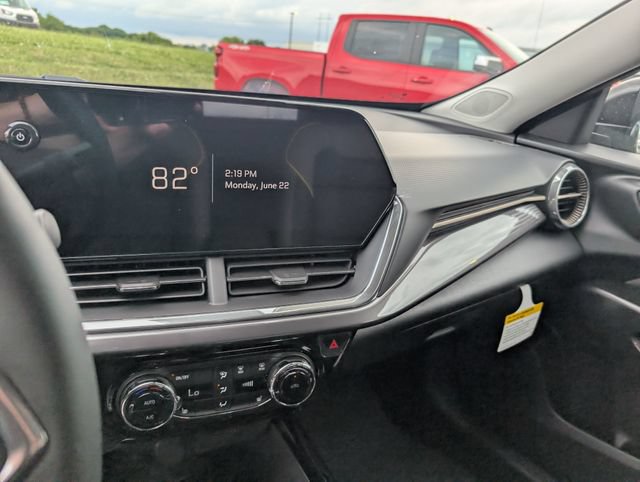 New 2026 Chevrolet Trax ACTIV w/ Driver Confidence Package FWD image 19