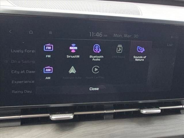 Certified 2023 Kia Carnival SX image 18