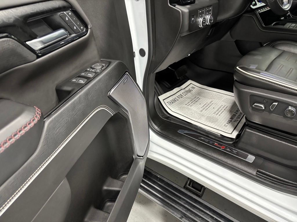 Used 2026 GMC Sierra 2500 AT4X AWD/4WD image 9
