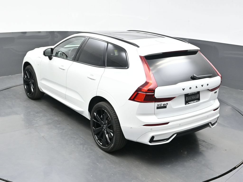 New 2026 Volvo XC60 T8 Ultra w/ Climate Package AWD/4WD image 32