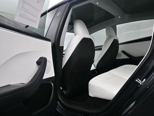 Used 2025 Tesla Model 3 Long Range image 15