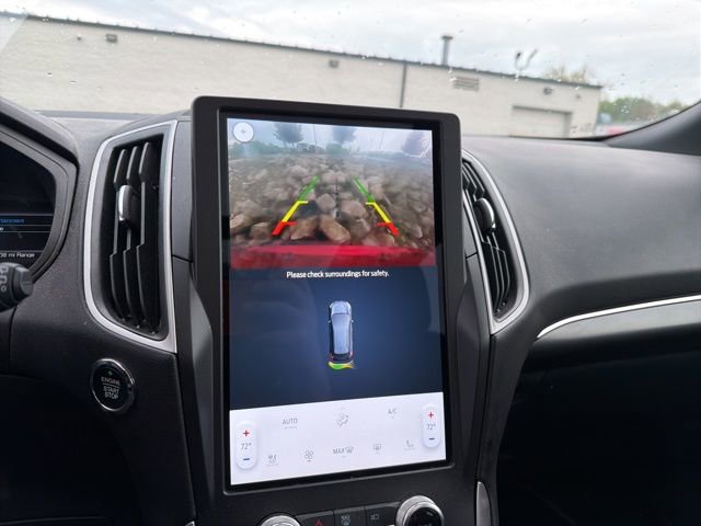 Used 2024 Ford Edge SEL AWD/4WD image 13