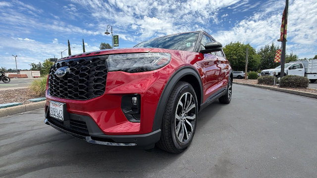 Used 2026 Ford Explorer ST-Line RWD image 9