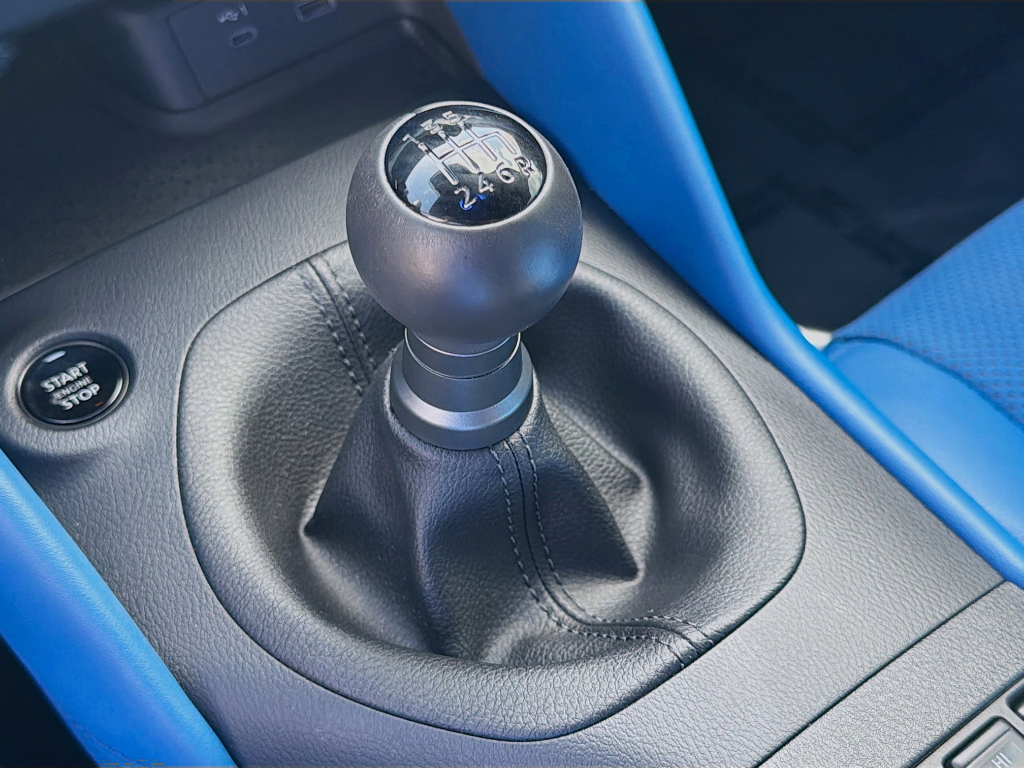 Used 2024 Nissan Z Performance w/ Floor Mat Package image 16