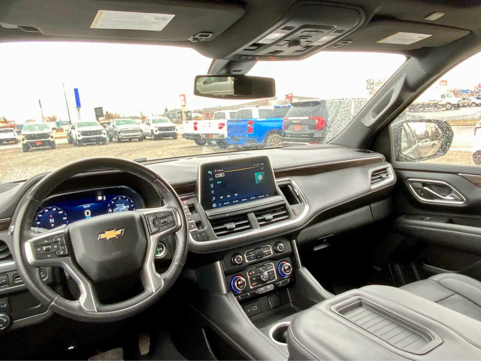 Used 2022 Chevrolet Tahoe LT w/ Luxury Package image 34