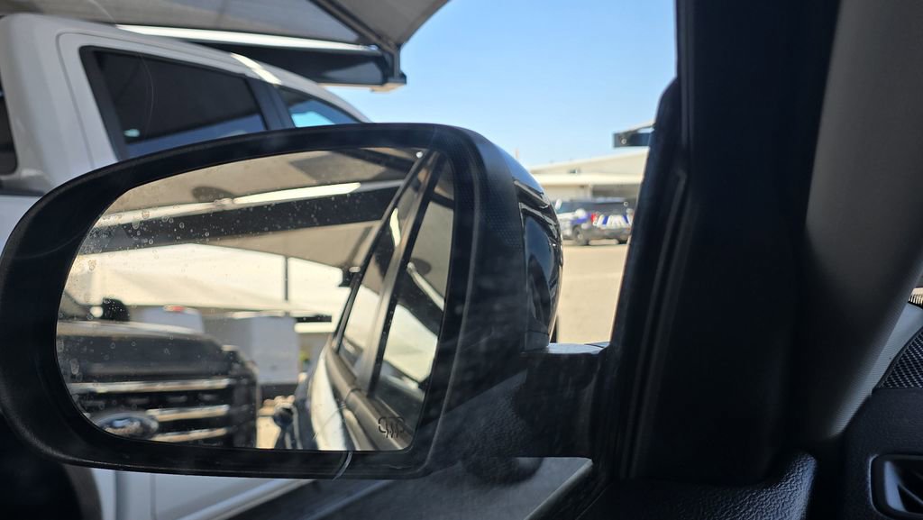 Used 2022 Jeep Cherokee Trailhawk w/ Premium Leather Package image 12