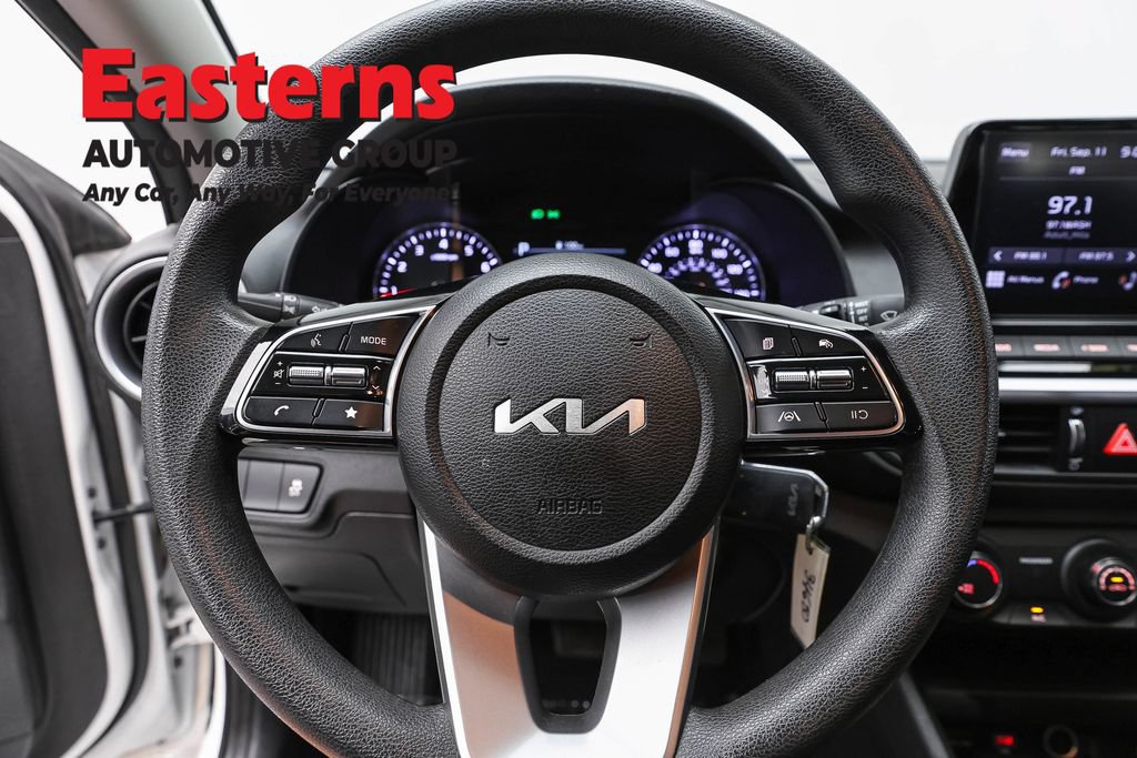 Used 2023 Kia Forte LXS FWD image 12