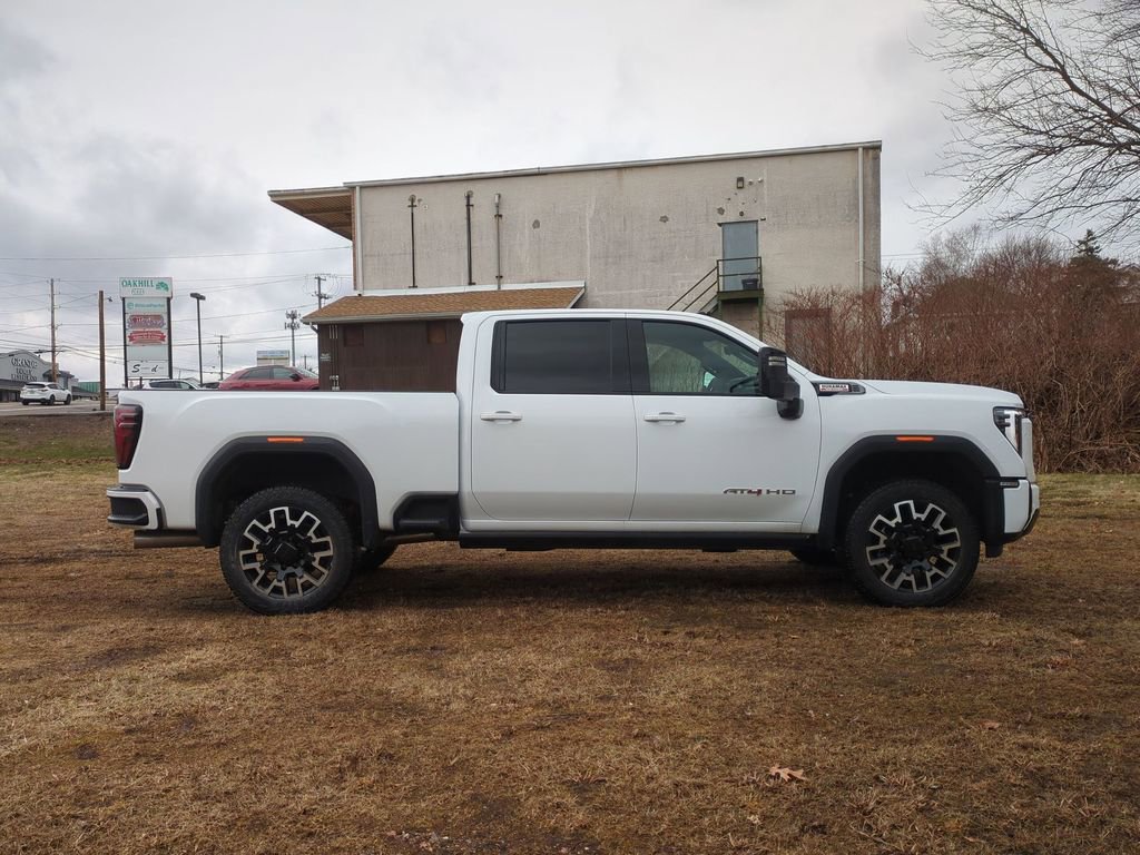 New 2026 GMC Sierra 2500 AT4 w/ AT4 Premium Plus Package AWD/4WD image 4