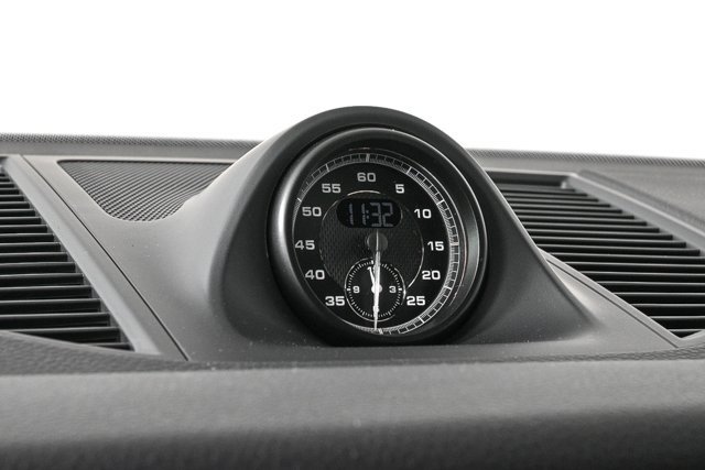 New 2026 Porsche Macan image 18