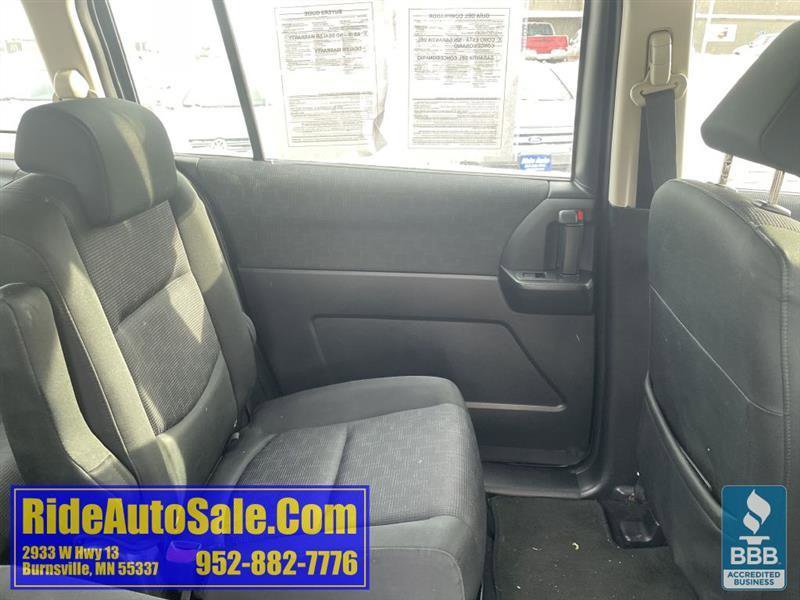 Used 2009 MAZDA MAZDA5 Sport image 16
