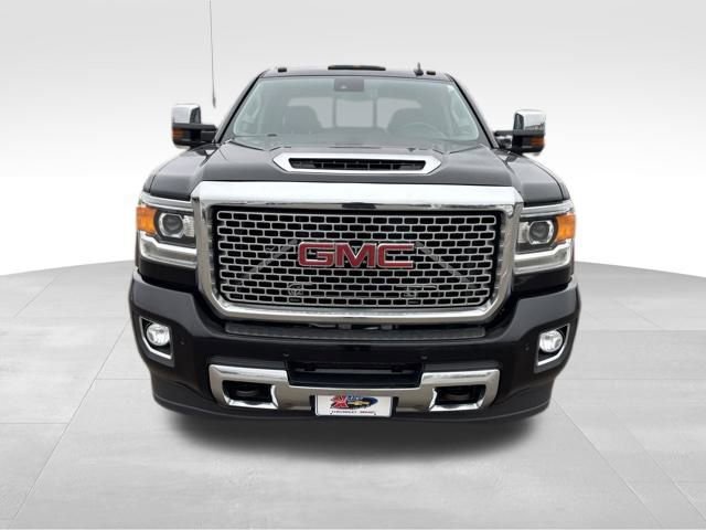 Certified 2017 GMC Sierra 3500 Denali w/ Duramax Plus Package image 9