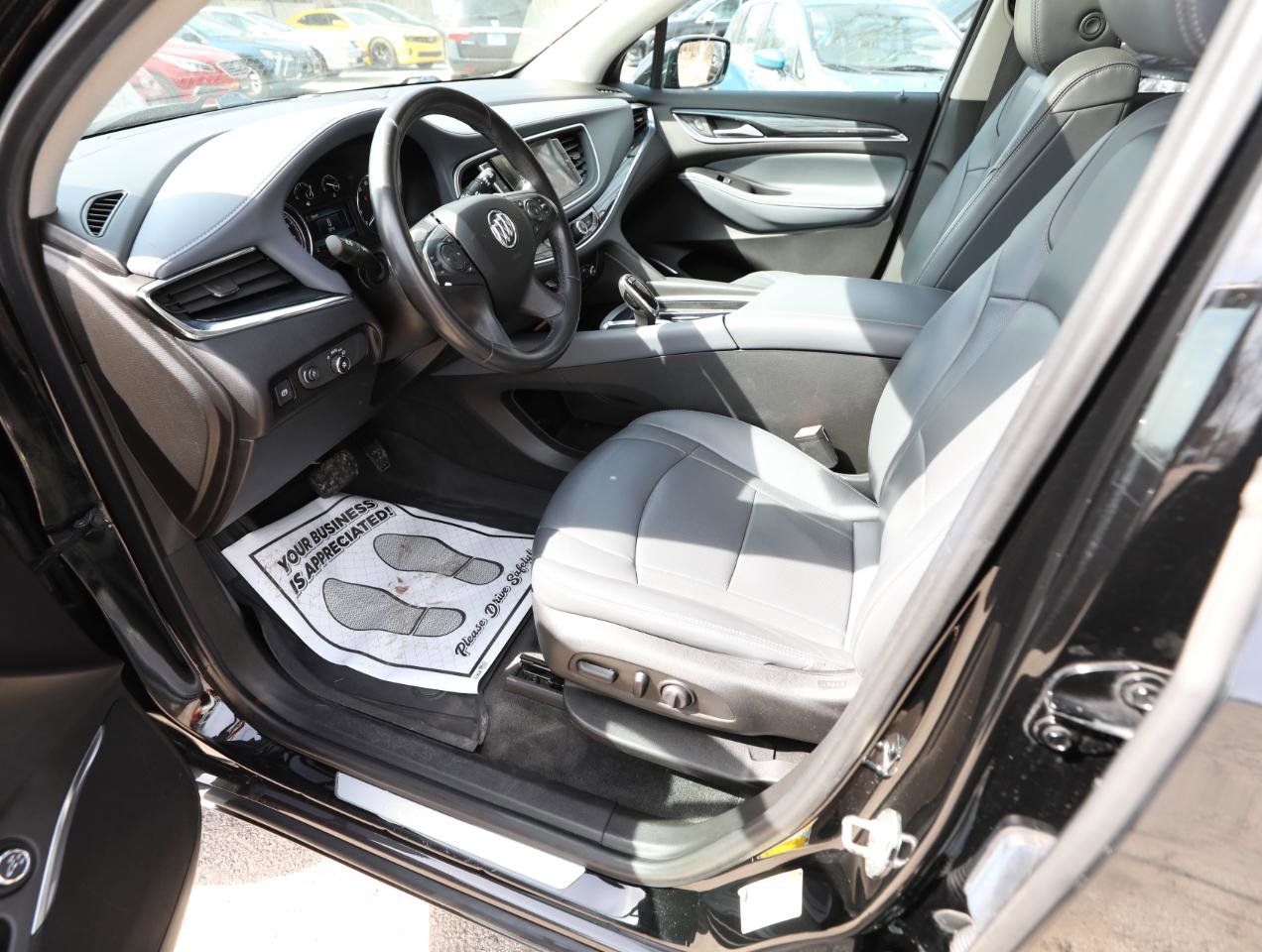 Used 2019 Buick Enclave Essence AWD/4WD image 19