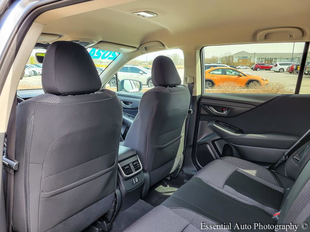 Used 2024 Subaru Outback Premium image 11