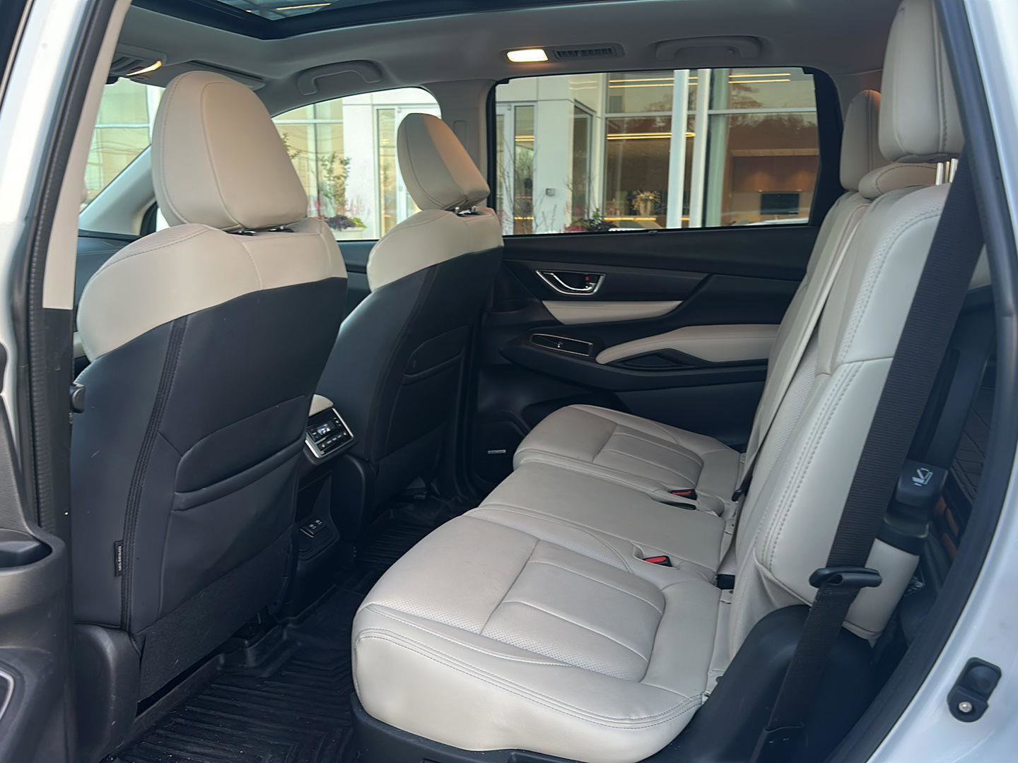Used 2019 Subaru Ascent Limited AWD/4WD image 9