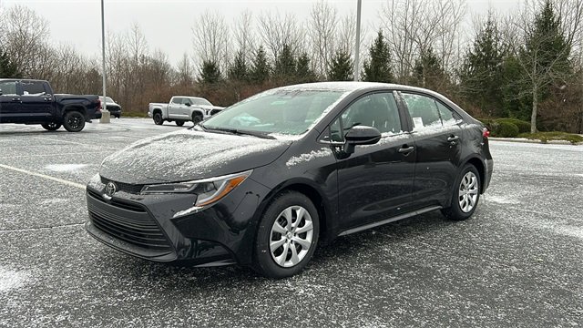 New 2026 Toyota Corolla LE image 2