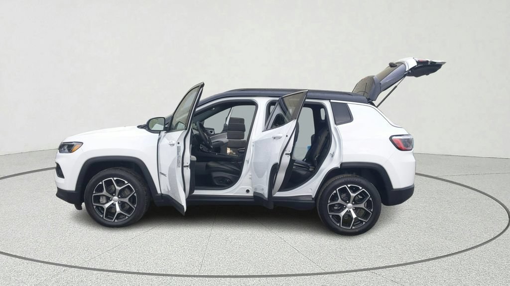 Used 2024 Jeep Compass Limited AWD/4WD image 11