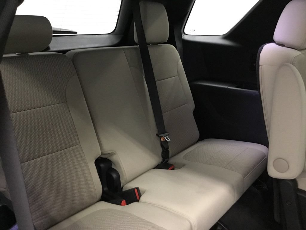 Used 2023 Chevrolet Traverse LT w/ LPO, Cargo Package AWD/4WD image 43