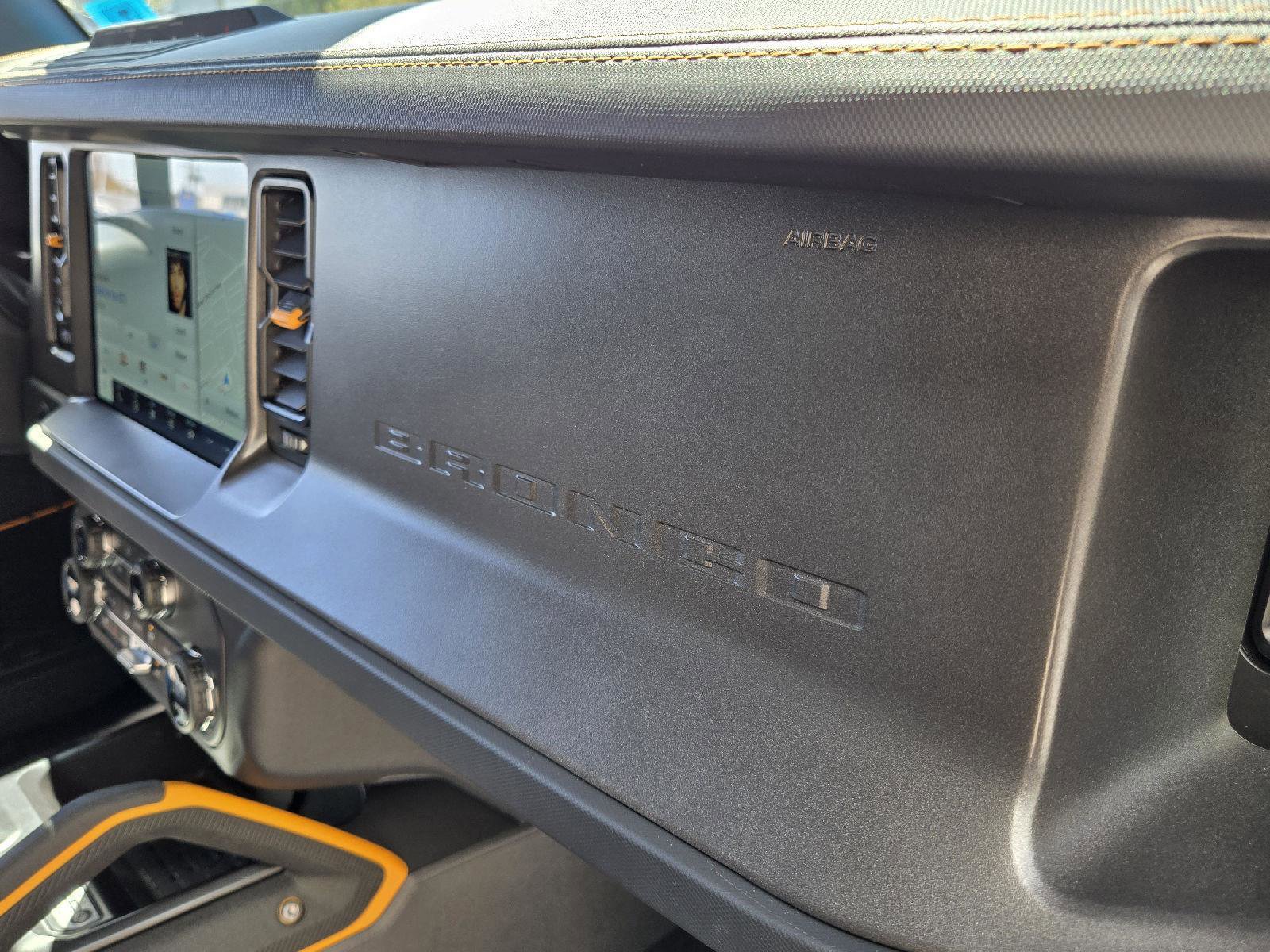 Used 2024 Ford Bronco Badlands AWD/4WD image 19