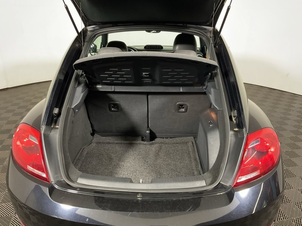 Used 2013 Volkswagen Beetle Turbo FWD image 15