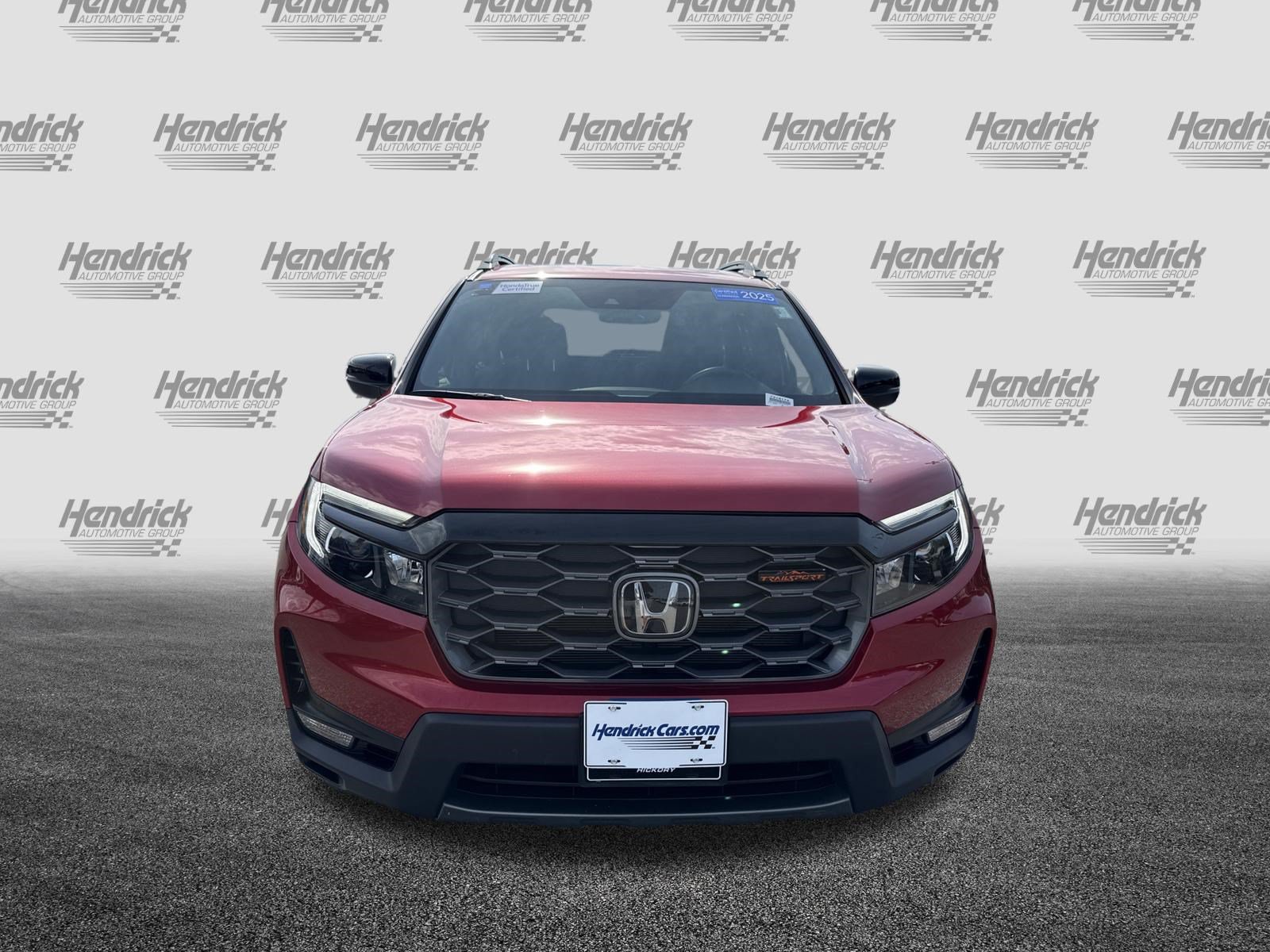 Certified 2025 Honda Passport TrailSport image 3