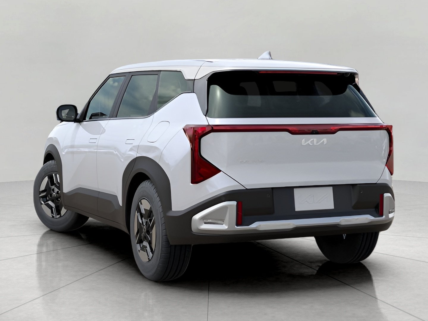 New 2027 Kia Seltos LX FWD image 4