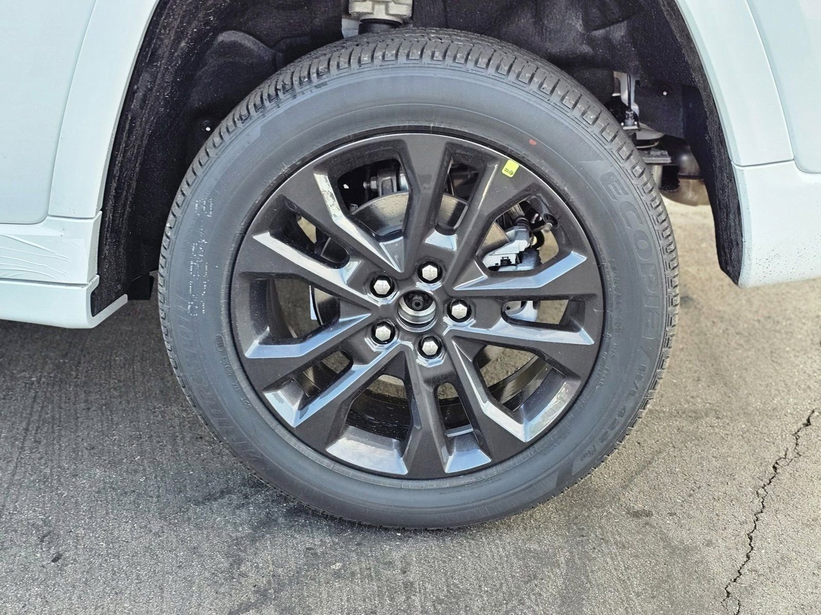 New 2026 Jeep Grand Cherokee Limited Reserve image 9