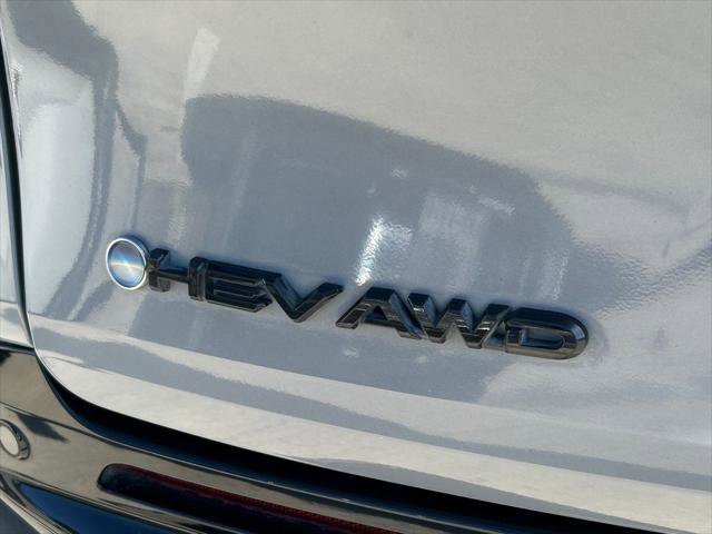 Certified 2025 Toyota Sienna XSE w/ XSE Premium Package image 13