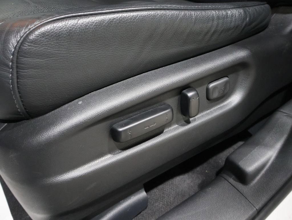 Used 2023 Honda Passport EX-L image 12