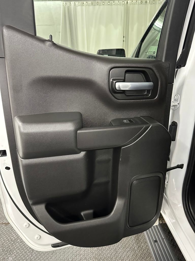 Used 2020 Chevrolet Silverado 1500 Custom w/ Custom Value Package image 23