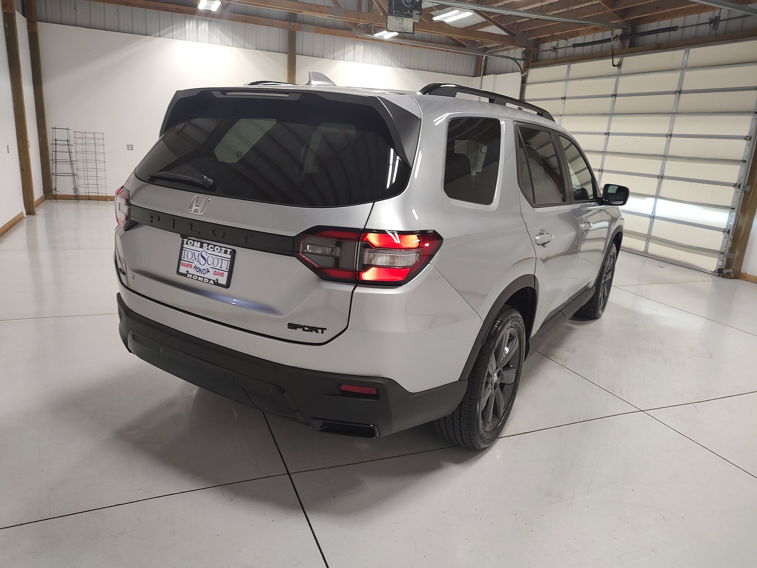New 2026 Honda Pilot Sport image 14