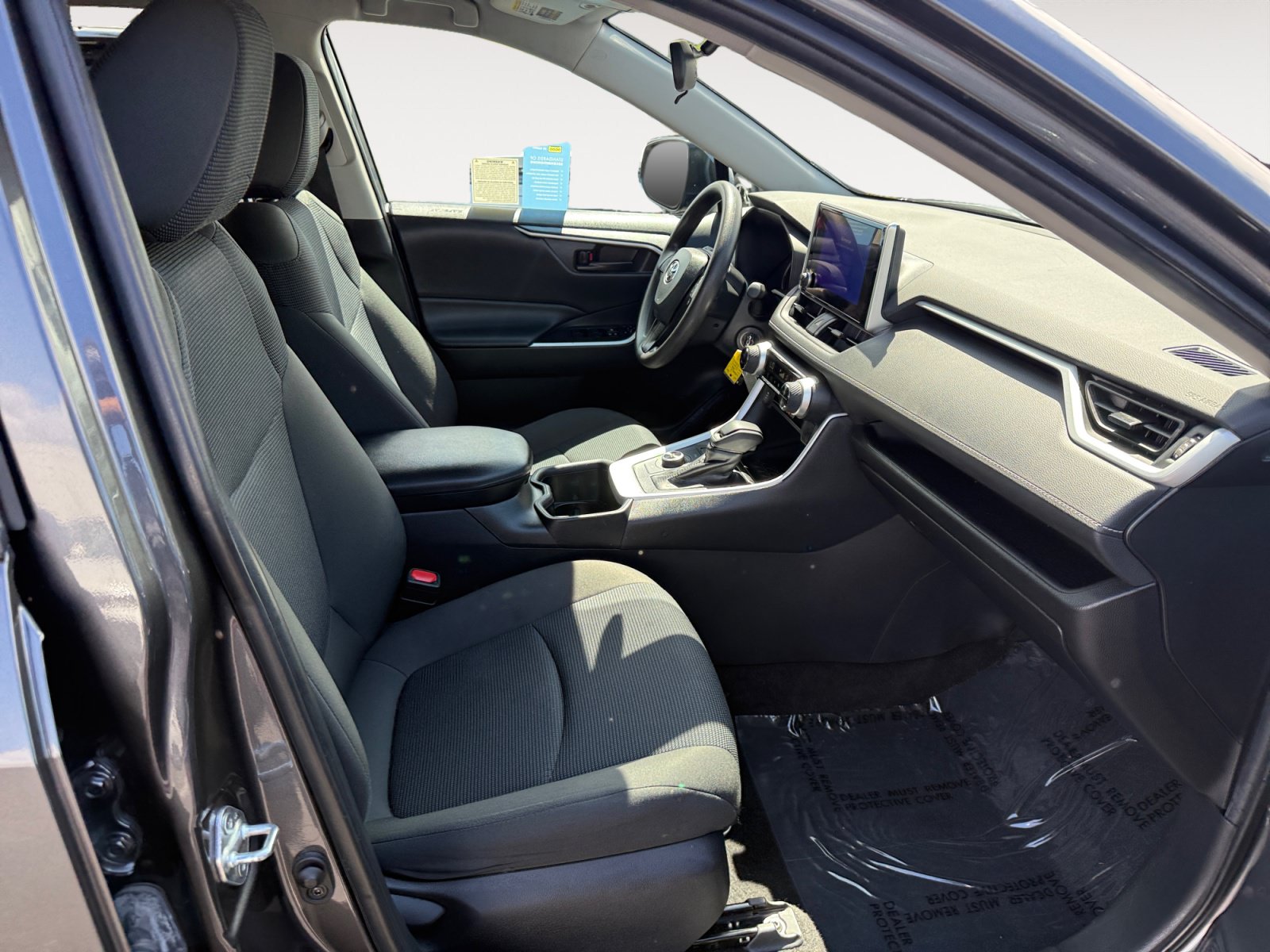 Used 2024 Toyota RAV4 LE AWD/4WD image 19