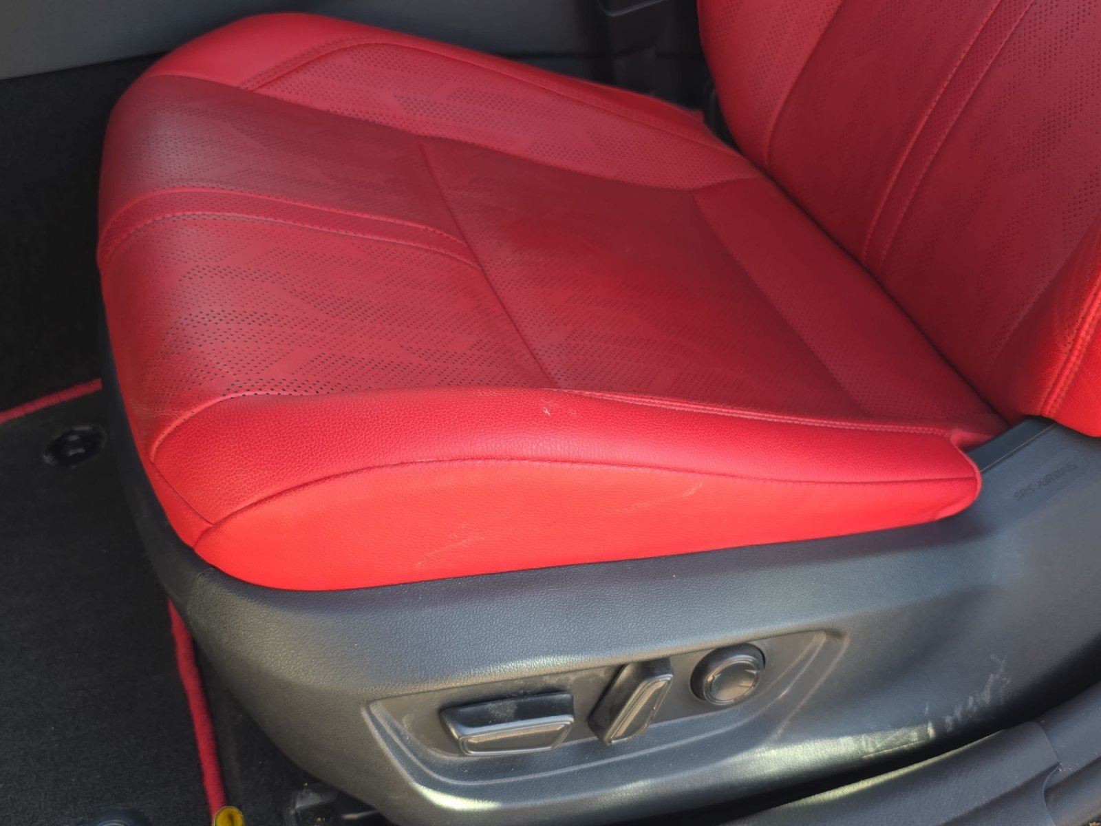 Used 2026 Toyota Camry XSE w/ Premium Package FWD image 26